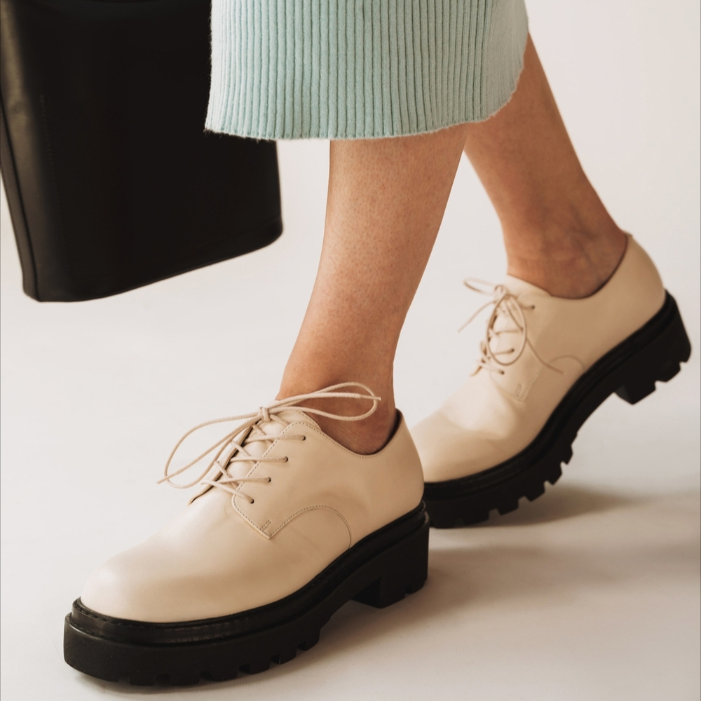 Women's Cream Leather Shoes